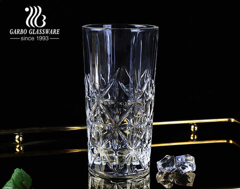Высокий стеклянный стакан для воды и коктейлей без содержания свинца на 13.5 унций с золотым ободком горловины