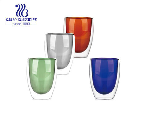 Élégant gobelet en verre de couleur unie à double paroi en borosilicate pour faire bouillir de l'eau
