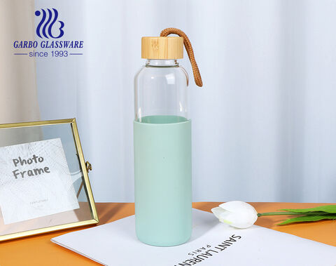 Bouteille d'eau en verre borosilicaté de grande capacité de 600ML avec manchon de protection en tissu