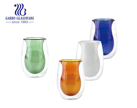 Tasse en verre borosilicaté à double paroi de couleur unie de luxe pour le thé au café