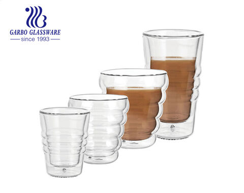 Hohe Borosilikat-Kaffeetasse aus doppelwandigem Glas mit 4 Espressotassen in verschiedenen Größen