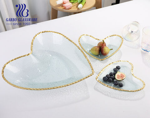 High-quality handmade gift heart shape wedding glass charger with golden rim