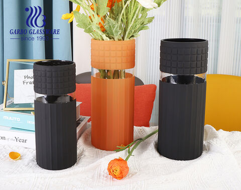 2023 nuovi arrivi vasi cilindrici in vetro con colori personalizzati