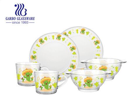 The cartoon design of the glassware set with plate bowl and cups