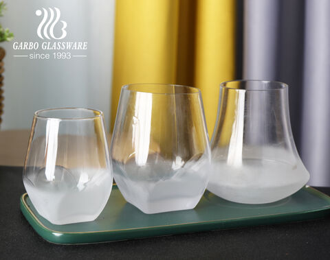 Gobelet en verre irrégulier de haute qualité fait à la main avec des motifs de glaçage partiels