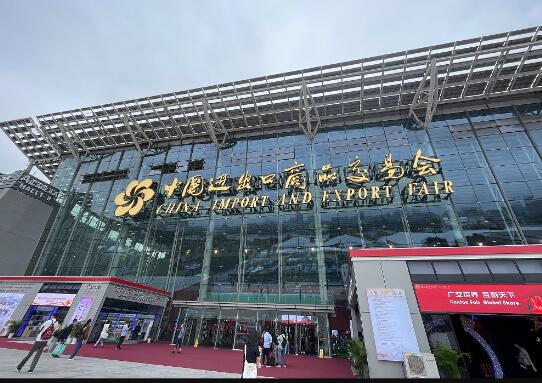 Why garbo glassware attend Canton Fair?