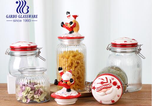 Introduce the Christmas design ceramic lid glass jar