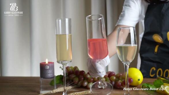 Flûtes à champagne en verre en vrac Coupe à champagne haut de gamme pour le marché européen