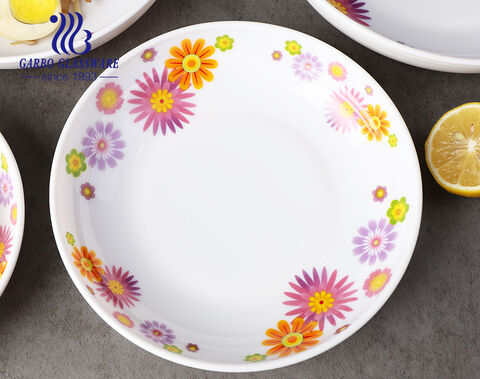 Charmante 7-Zoll-Opalglasplatte mit farbigen Blütenaufklebern und floralem Rand