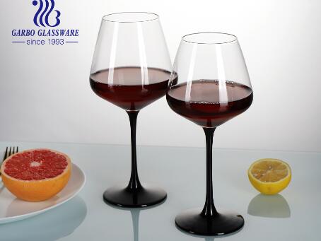 Sharing for the Garbo Glass Goblet for Wine Enthusiasts