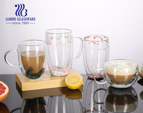 Tasse en verre à double paroi à haute teneur en borosilicate de décoration de Noël de 470 ml