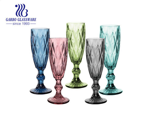 Luxuriöse, einfarbige Highball-Glasbecher mit Spiralmuster für die Wasserversorgung