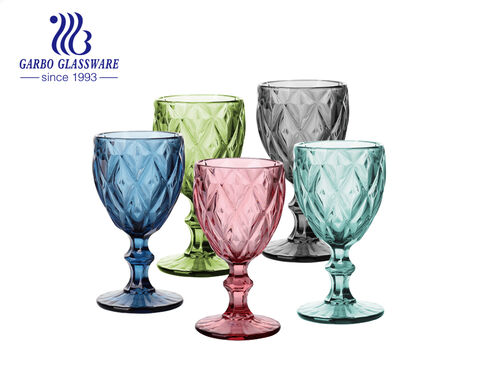 Luxuriöse, einfarbige Highball-Glasbecher mit Spiralmuster für die Wasserversorgung