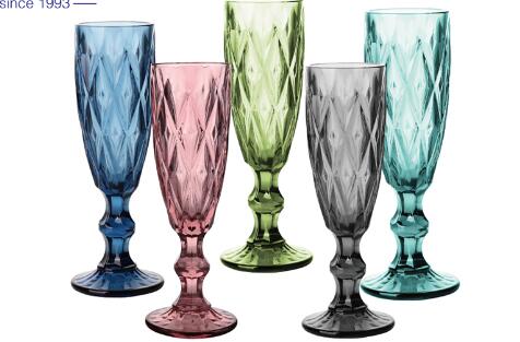 احتفالات راقية بستة مزايا مميزة لأكواب زجاج الشمبانيا ذات الألوان الصلبة