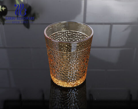 Taza para beber helada de vidrio con revestimiento iónico color plata con patrón de martillo de nuevo diseño