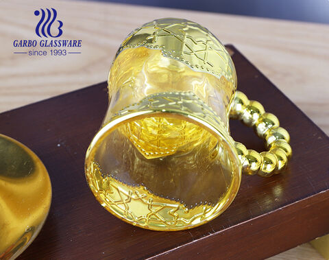 Caneca de chá luxuosa de vidro folheado a ouro no estilo do Oriente Médio