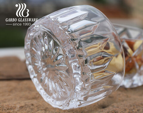 130 ml kleine Glasschüssel mit graviertem Design