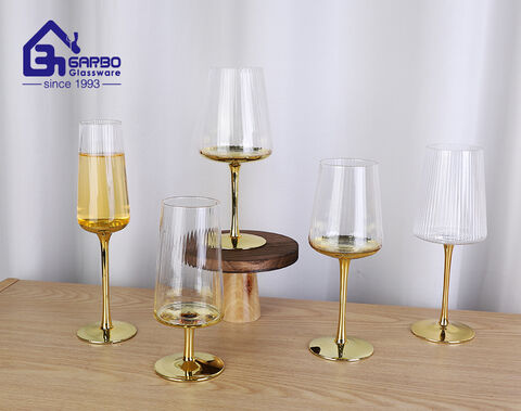 China Supplier Electroplating Golden Base Glass Wine Goblet