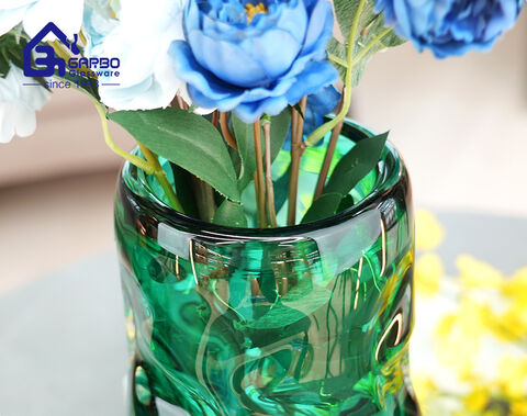 Vase à fleurs en verre fait main de couleur verte de luxe de type lourd pour cadeau