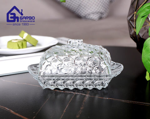 Wholesale high-white machine-made butter dish with lid engraved design for home table use