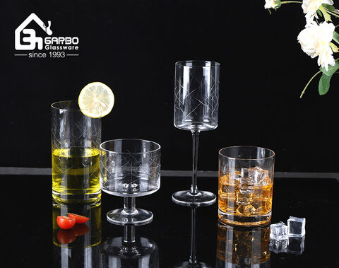 Taças de vinho em vidro de cristal de alta qualidade Horeca feitas à mão com padrão personalizado gravado à mão