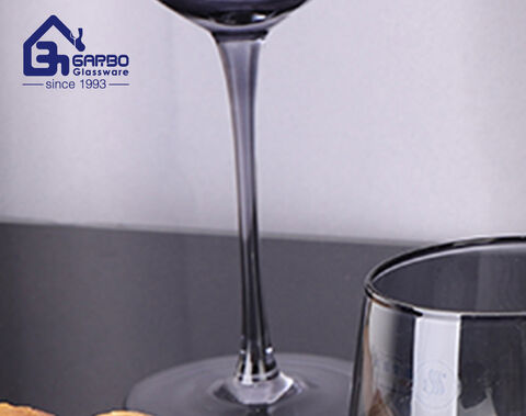 300ml 11oz hand made wine glass with color China supplier