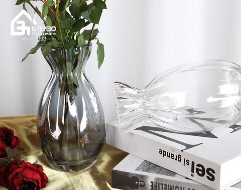 Color spray glass flower vase in bag shape Garbo wholesaler