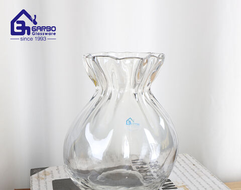 High-end elegant ion-plating blown glass vase for home use