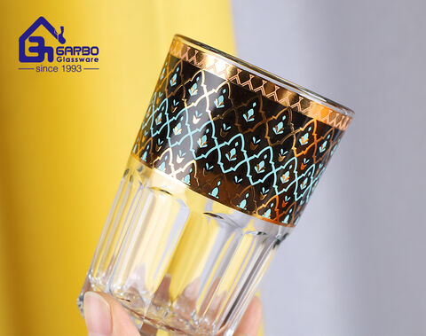 Proveedor de fábrica de taza de agua de vidrio con diseño de calcomanía colorida de 6 oz