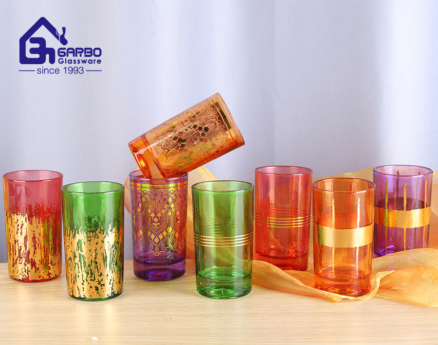 Vente en gros de décalcomanie de couleur de pulvérisation de tasse en verre bon marché, utilisation quotidienne