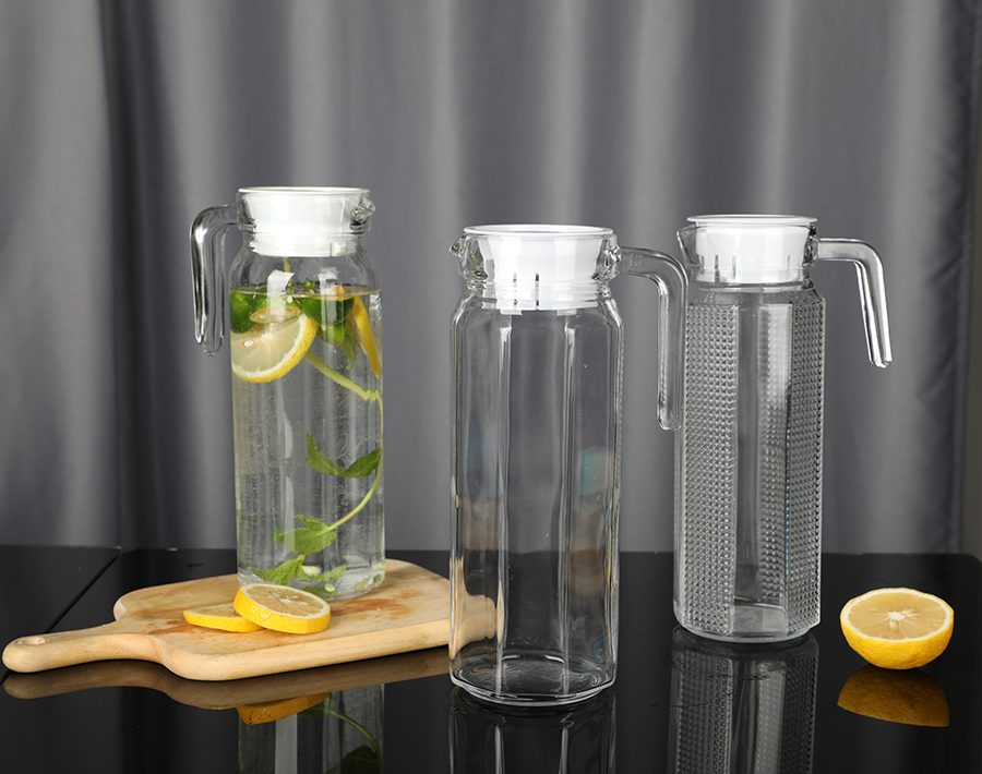 Mexico hot sell ribbed design 1L glass water pitcher for restaurant