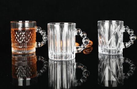 Why this glass mug with pearl design handle popular at the Canton Fair?
