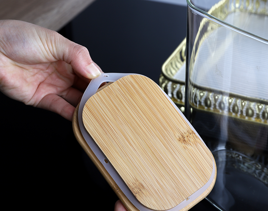 Rectangle shaped 1300ml 45.8OZ  Borosilicate Glass Jar Airtight Seal Bamboo lid  Glass Canister Branded logo