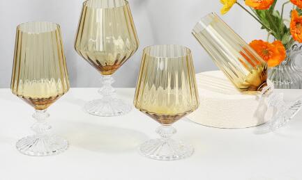 Why trends amber solid color wine glass series popular?
