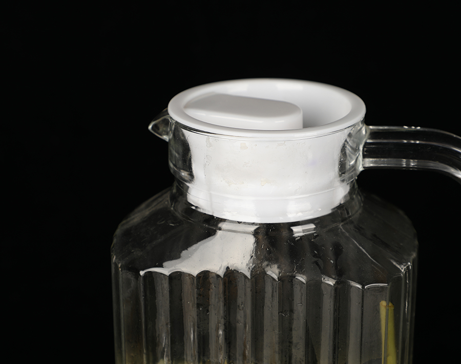 Classic glass pitcher with line design high quality strip pot