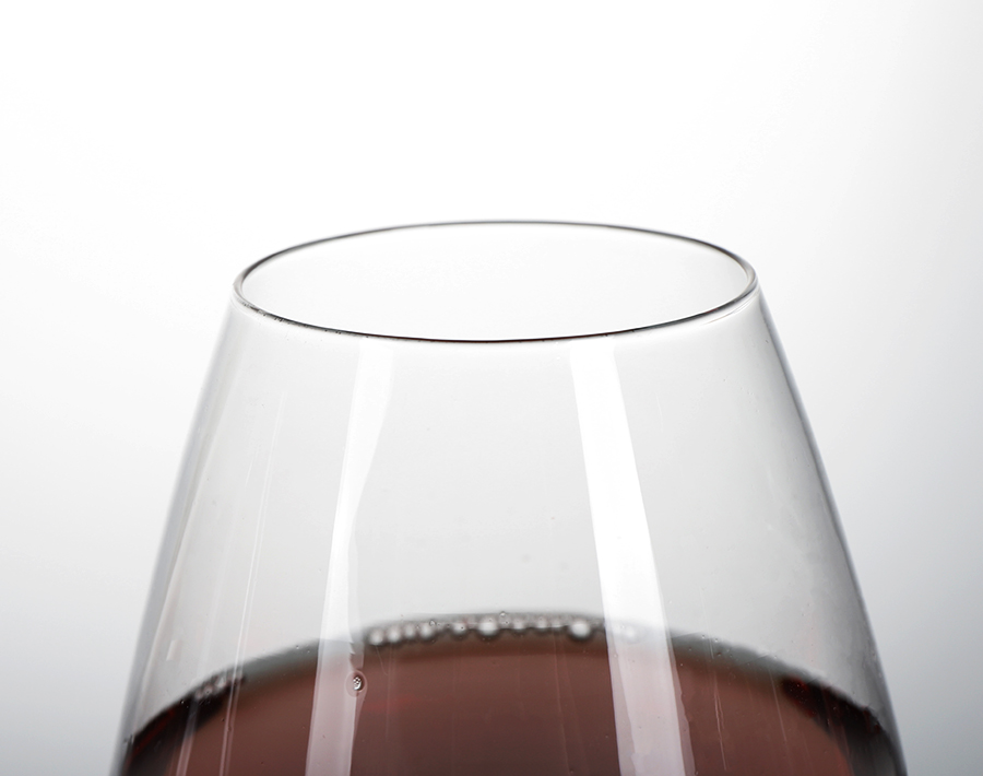 Lead-Free 610ml Transparent Wine Glass Goblet Drinking with Black Stem Design