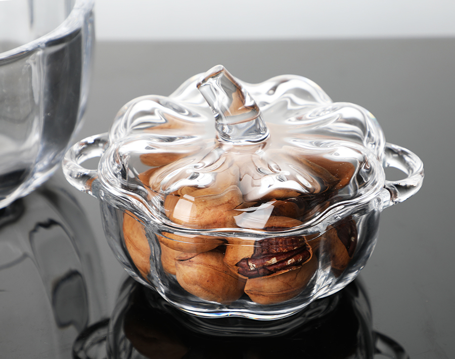 Factory wholesale pumpkin design glass candy jar soda lime glass 