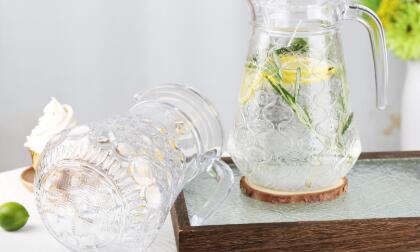 The key to the global popularity of glass jug