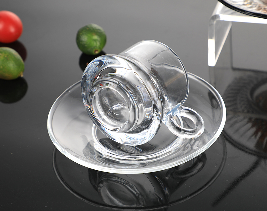 Garbo 80ml vintage glass tea mug saucer set with line design