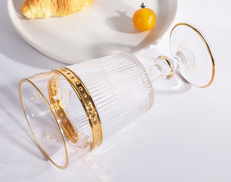 High-end golden butterfly-engraved design glass cup custom 11oz wine glass goblet 