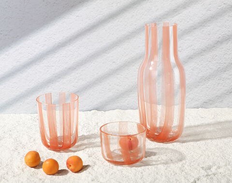 Hand blown 1100ML sunset solid color glass drinking jug