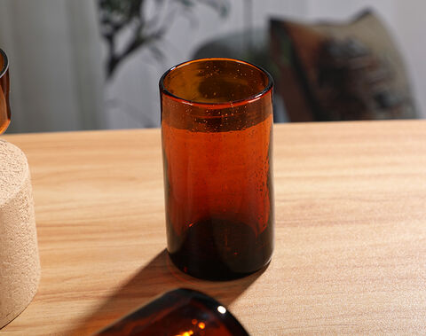 China Factory Handmade Amber Solid Colored Embossed Glass Water Drinking Cup Stemware