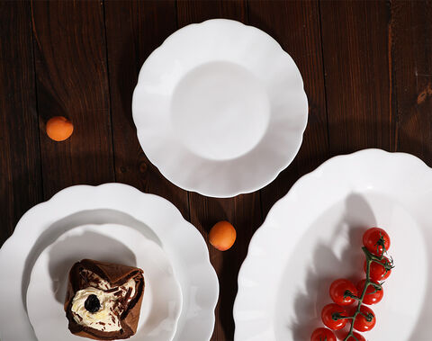 10inch creative flower shape opal glass plate in brown box