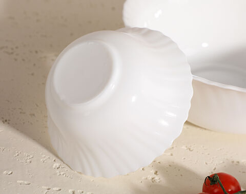 China Made Elegant White Opal Glassware Bowl Flower Shape 8-inch White Opalware Bowls 