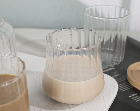 Hand-made borosilicate single-wall glass cup Vertical Ribbed Design 14oz coffee tea glass tumblers for wholesale