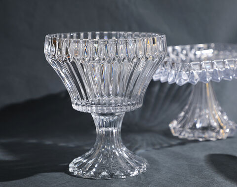 Trends high quality glass bowl with line design footed fruit plate