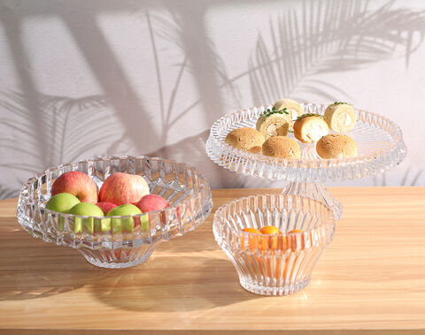 Round 12.2 inch Wholesale glass bowl line design footed fruit plate bulk plates 