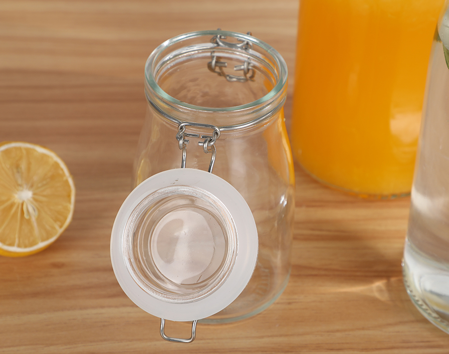 Wholesale glass water bottle with buckle lid for milk and juice
