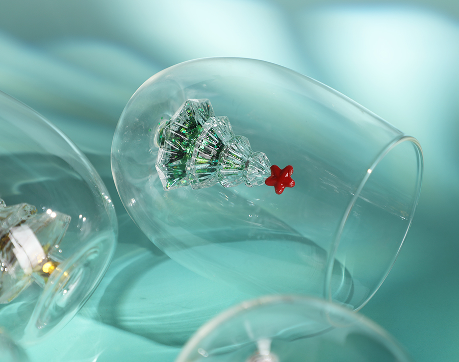 Christmas Collection Glass Cup with 3D Inner Design Factory OEM/ODM